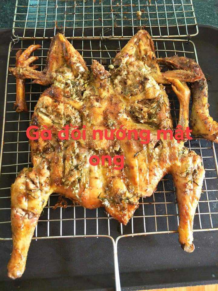 Gà đồi nướng mật ong