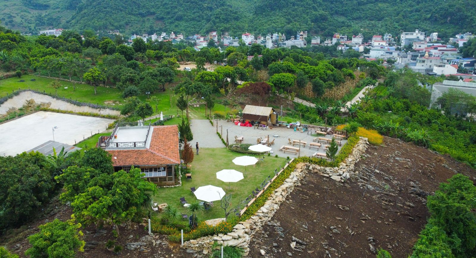 ĐÁ Coffee & BBQ Mộc Châu