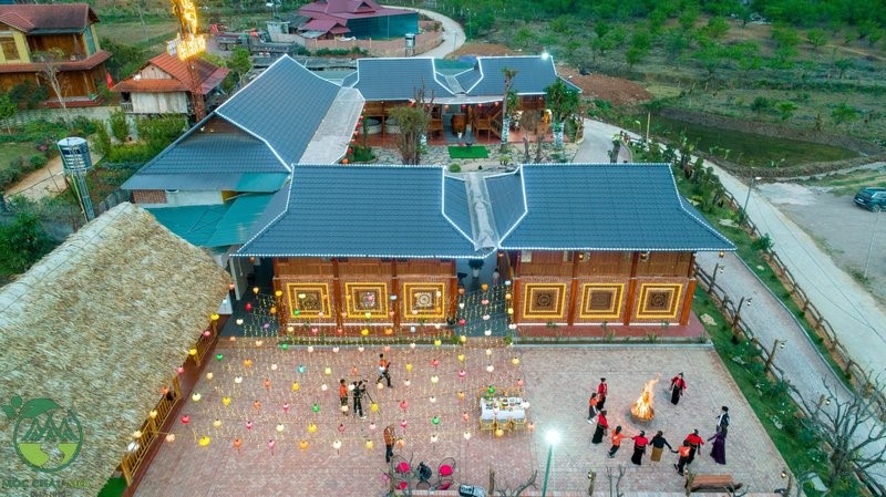 Nhà hàng CÁ HỒI 26