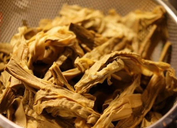 Măng khô xé sợi